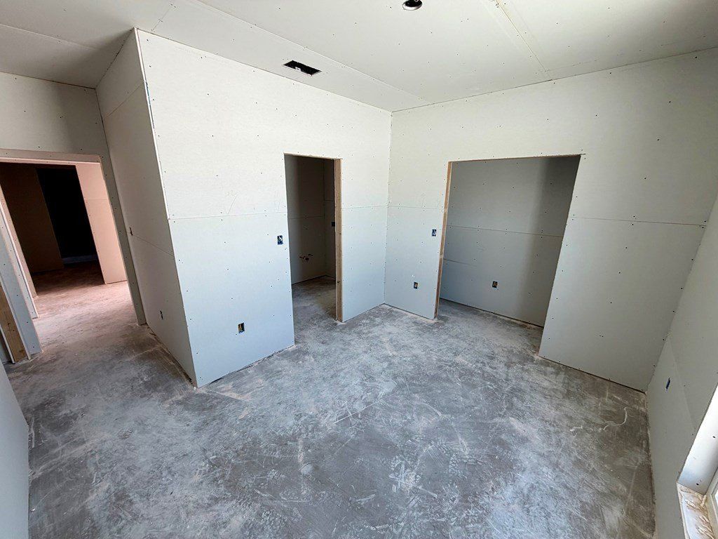 1901 Creekside. Sweetwater, TX 79556