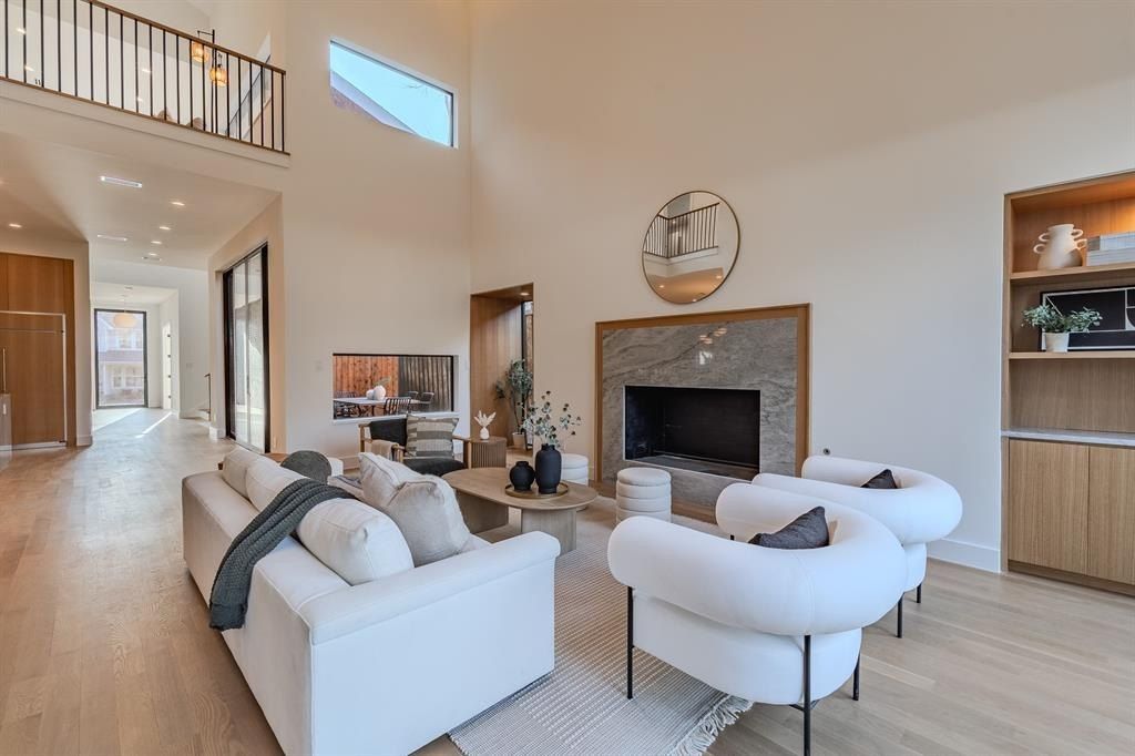 Casa Loma Avenue. Dallas, TX 75214