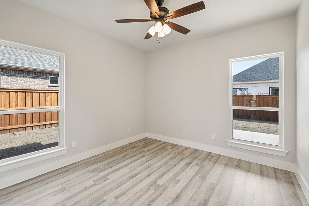 723 Cobblestone Cir. Mabank, TX 75147