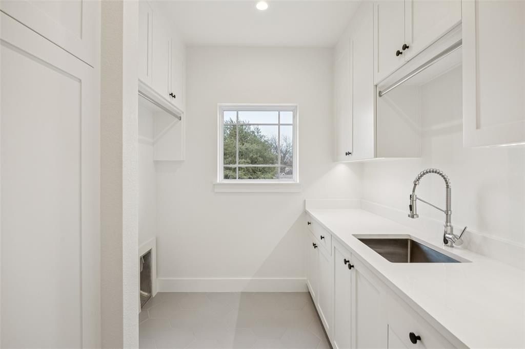 5438 Bonita Avenue. Dallas, TX 75206