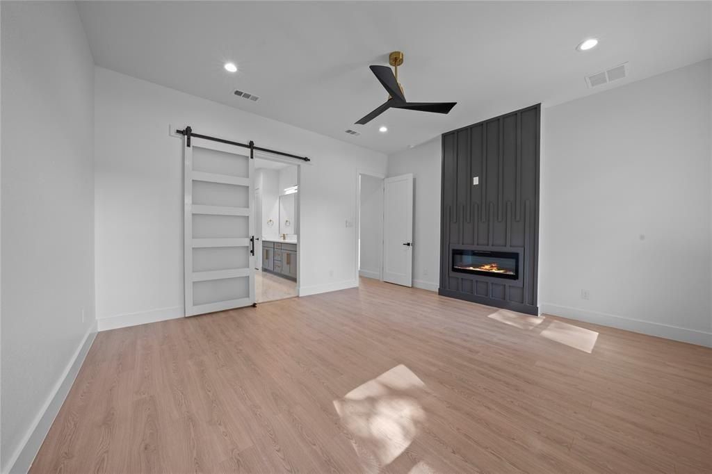 2228 Echo Lake Drive. Dallas, TX 75253