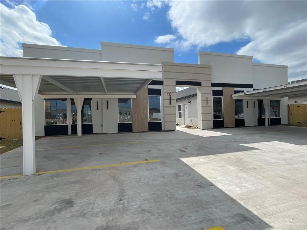 4221 Heron Avenue Unit 17. McAllen, TX 78504