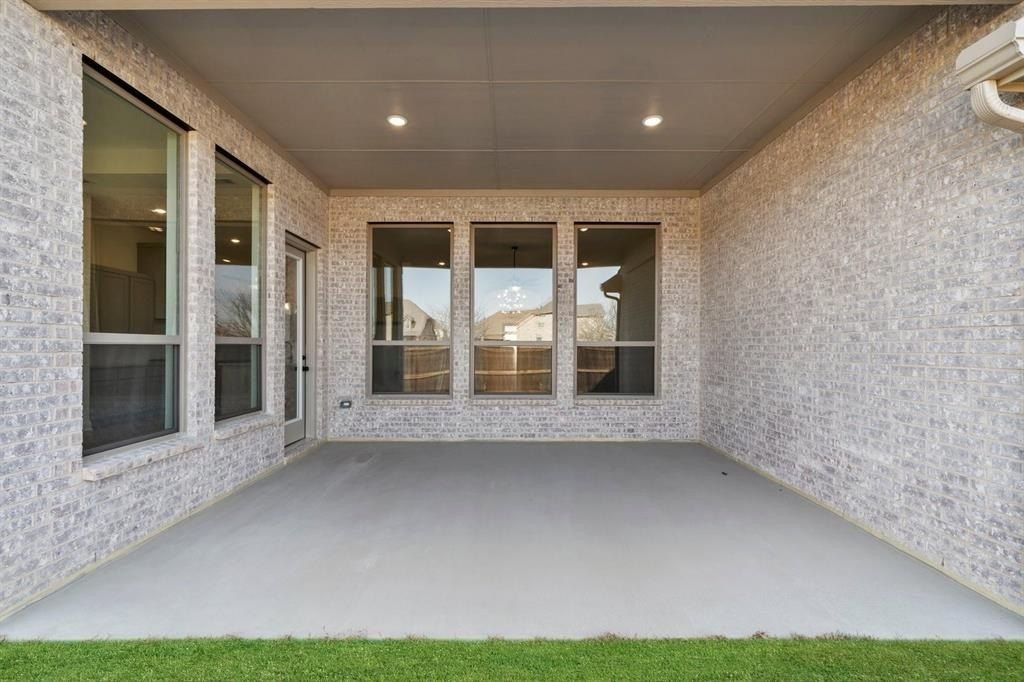 Brazos Drive. Mansfield, TX 76063