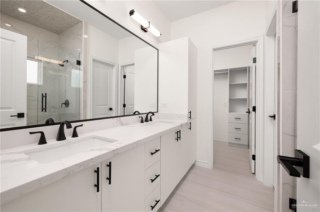 E Bvlgari Drive. Edinburg, TX 78542