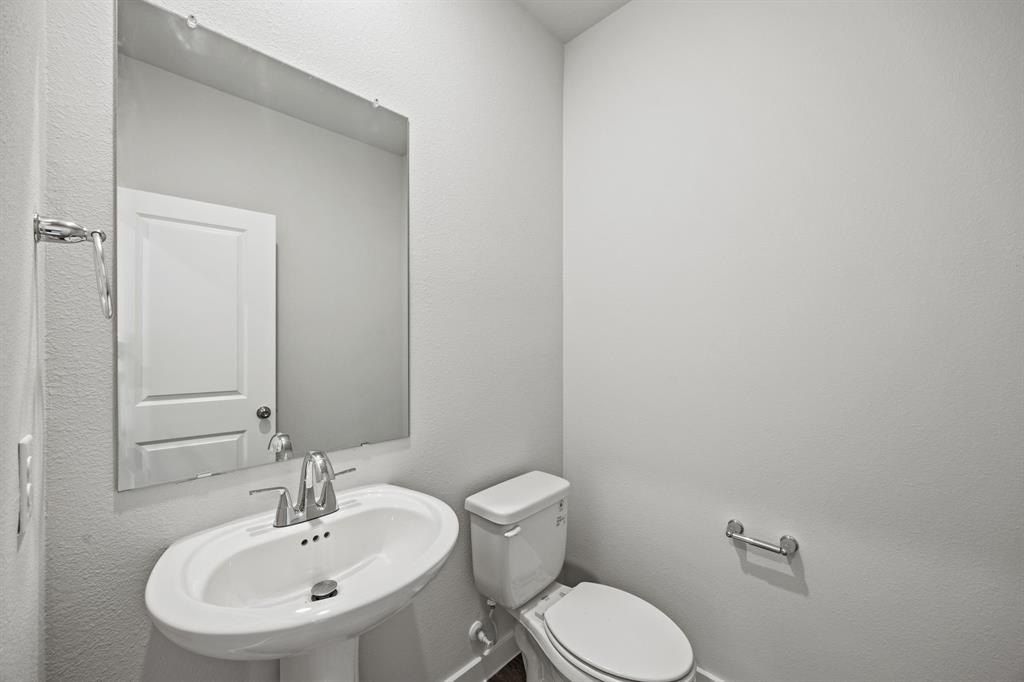 329 Amberville Drive. Red Oak, TX 75154