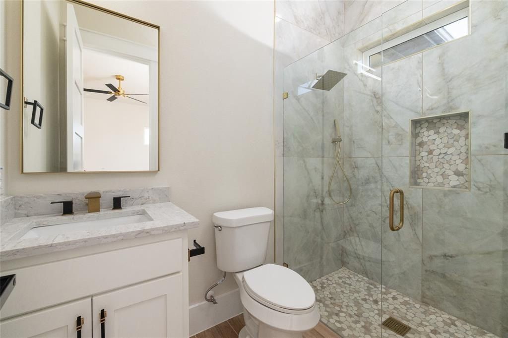 544 High Tower Lane. Granbury, TX 76049