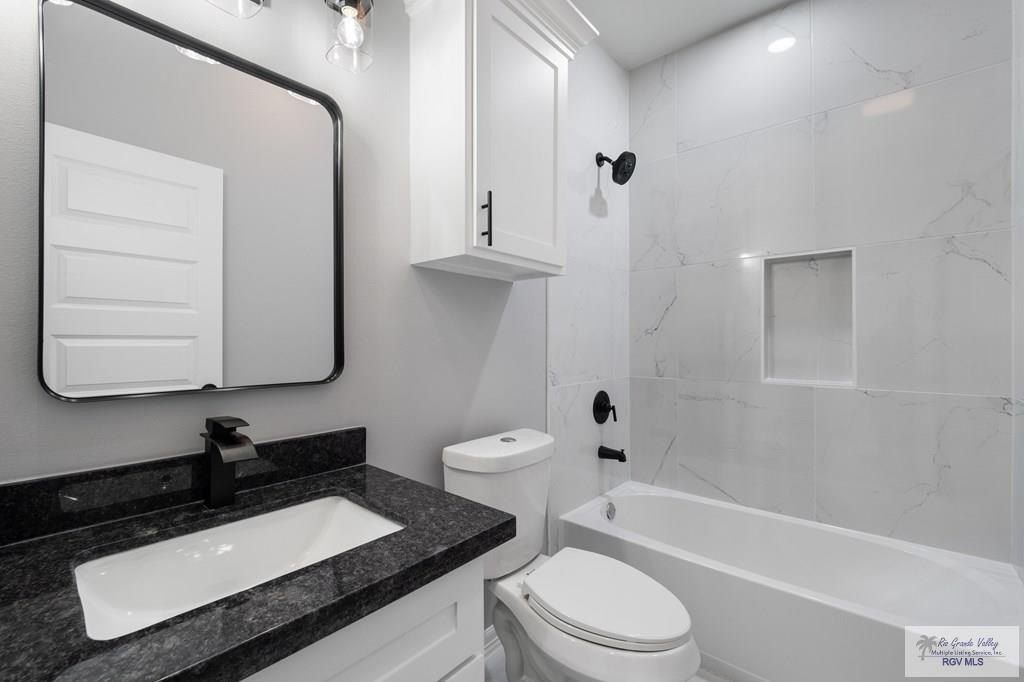 1925 King Ave. Harlingen, TX 78552