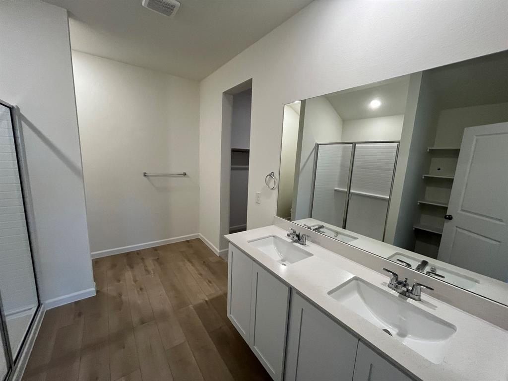 3879 Rose Hill Court. Denison, TX 75020