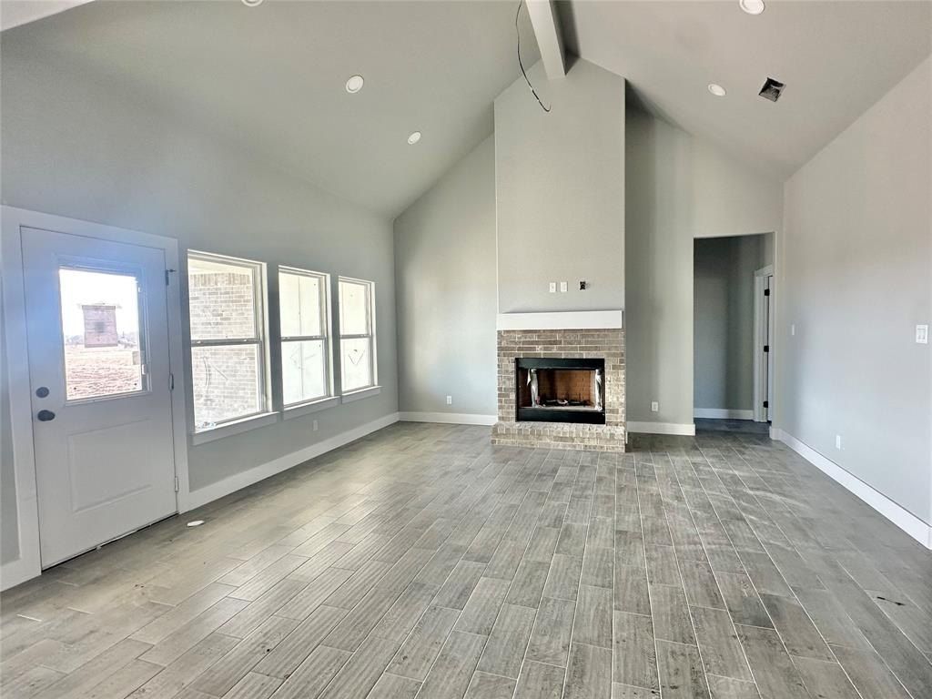 2008 Collin Street. Weatherford, TX 76085