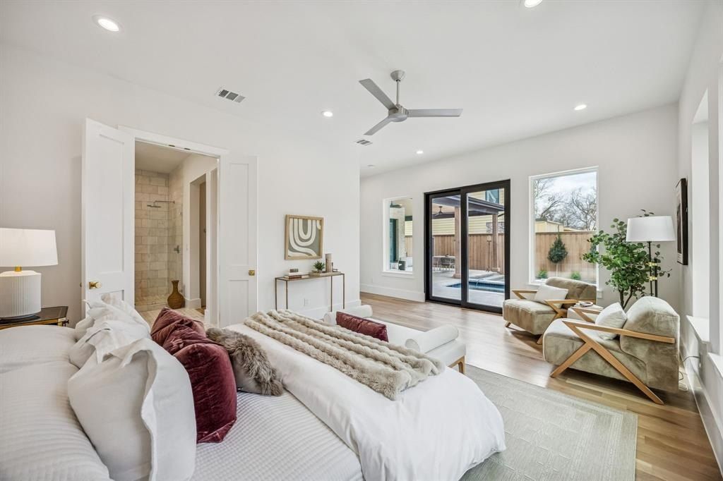 1811 Bermuda Street. Dallas, TX 75214