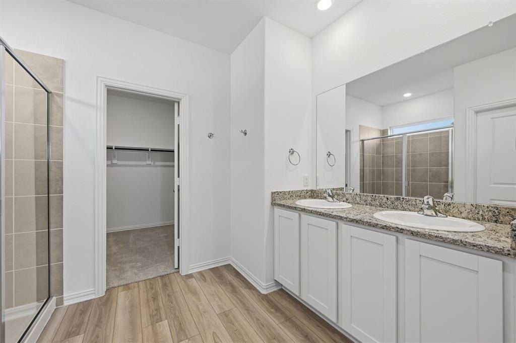 2783 Kyle Drive. Crandall, TX 75114