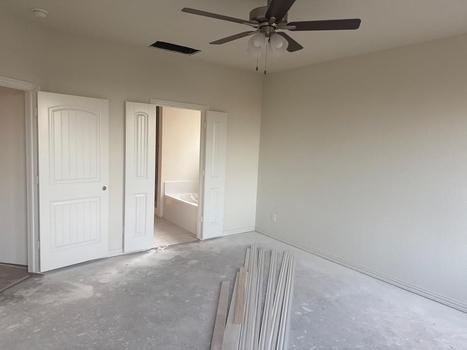 1113 Trinity Drive. Springtown, TX 76082