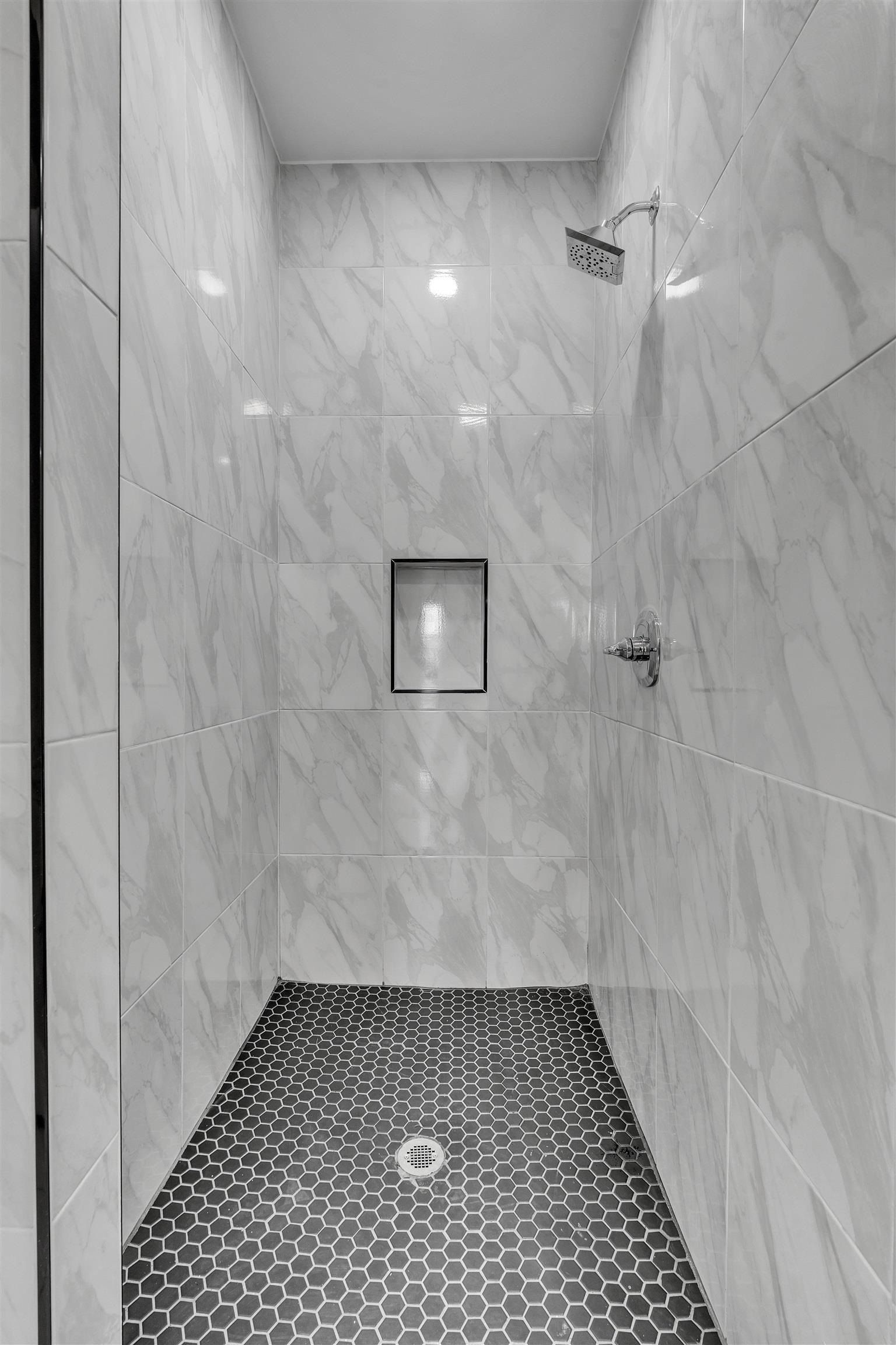 Luna Grande Lp. Laredo, TX 78046