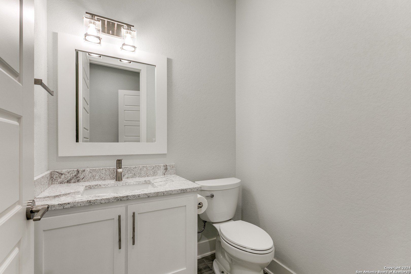 70 Nine Patch. Poteet, TX 78065