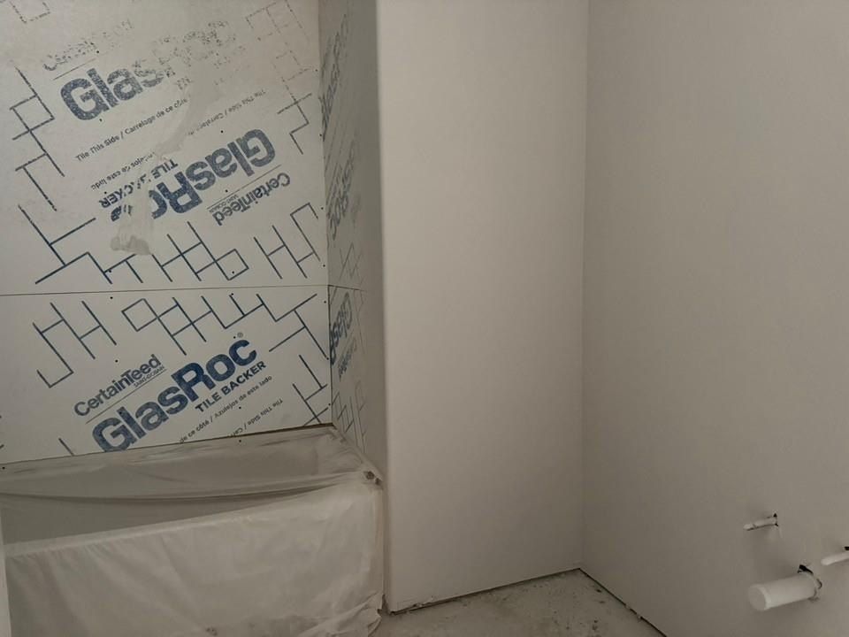 2204 Continent Court. Krum, TX 76249