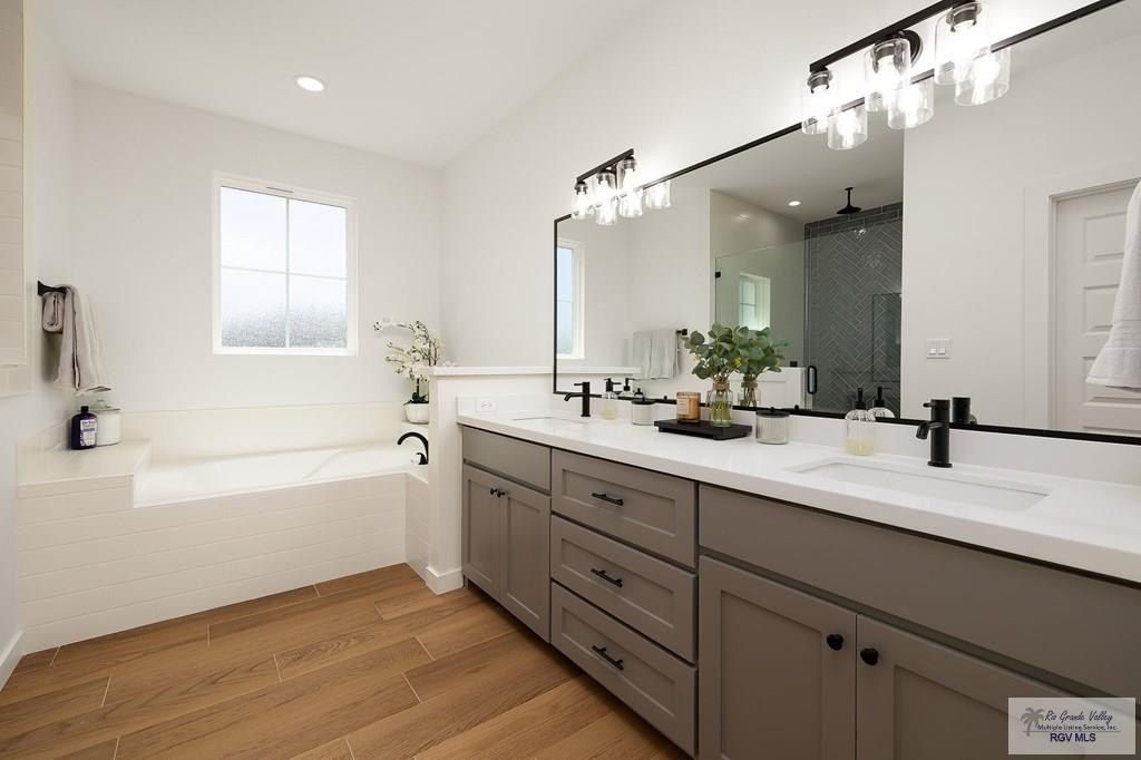 2321 Brown Pelican Ln. Harlingen, TX 78552