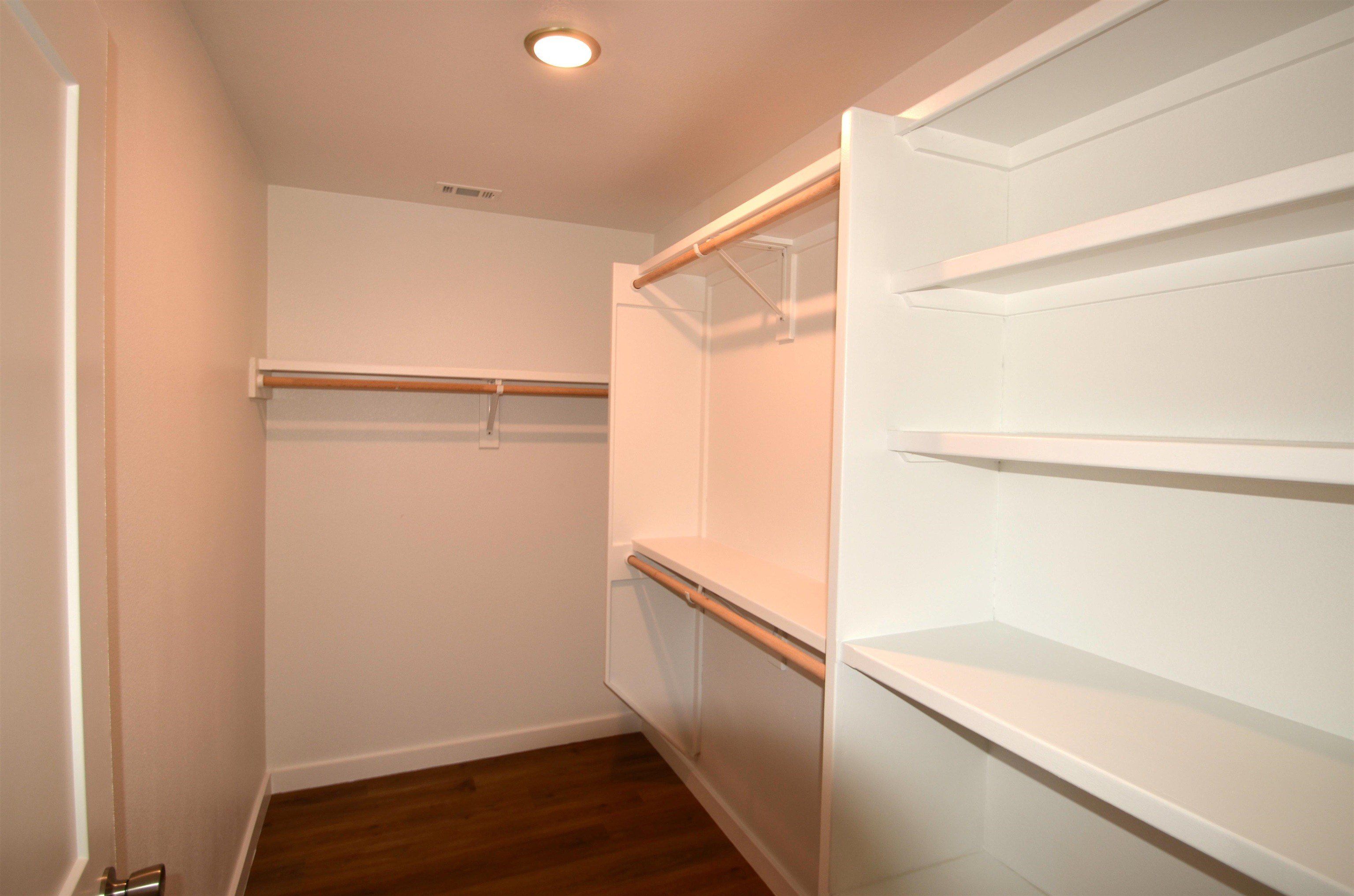 1517 Navajo Trail. Kingsland, TX 78639