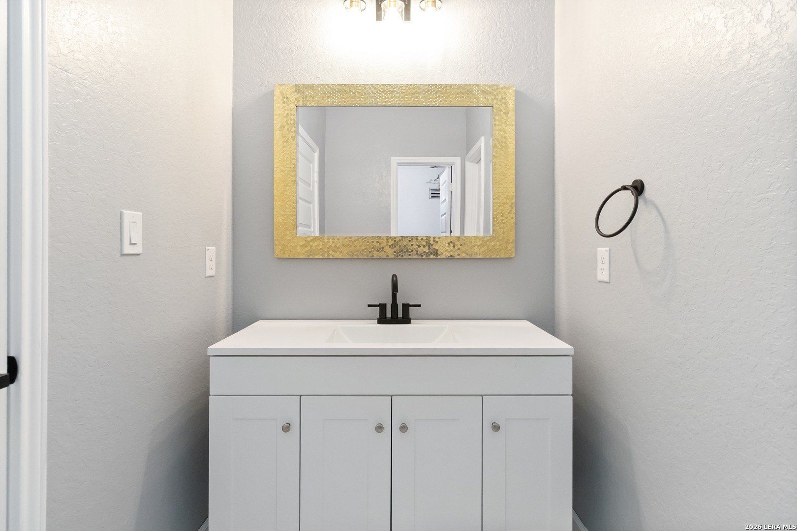 8919 Skip Jack. San Antonio, TX 78242