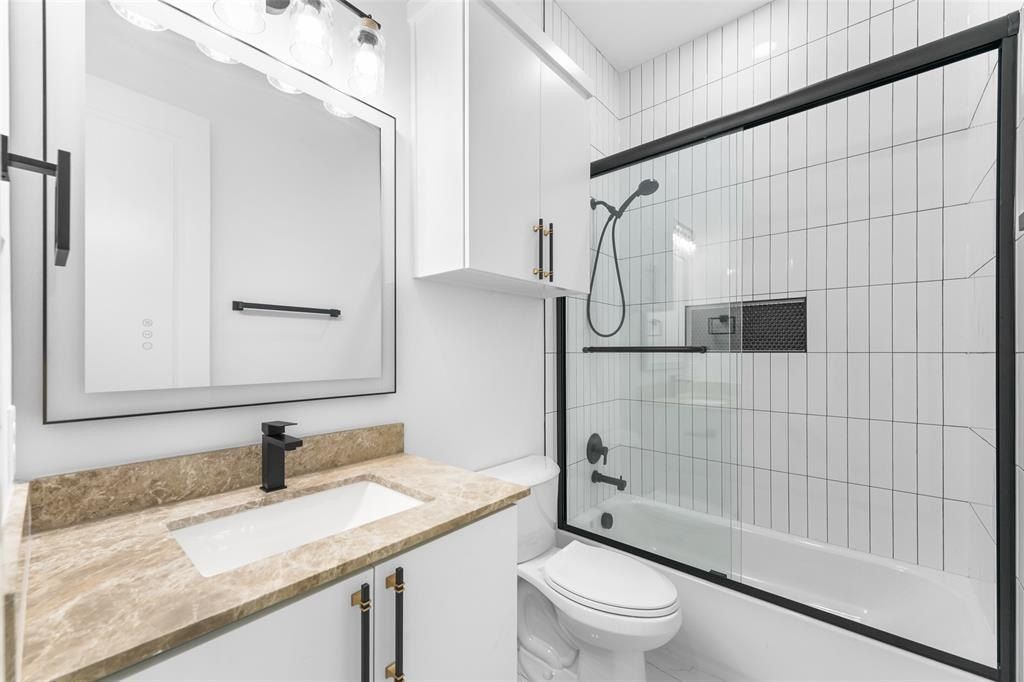 4132 Esmalda Street. Dallas, TX 75212