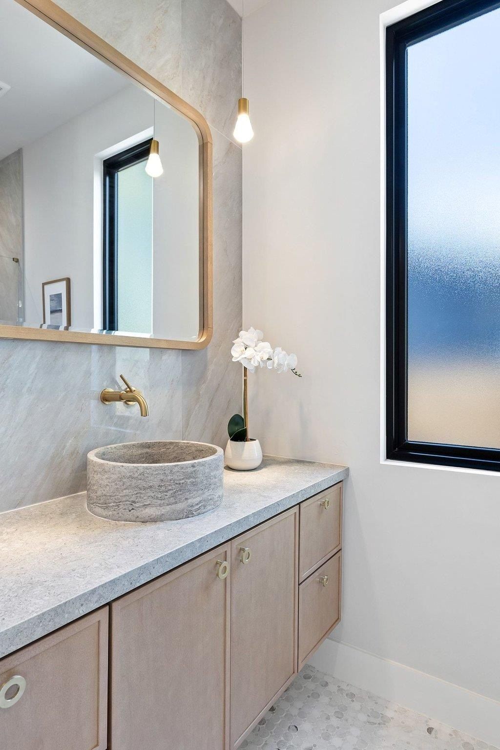 1209 Romeria Dr. Austin, TX 78757