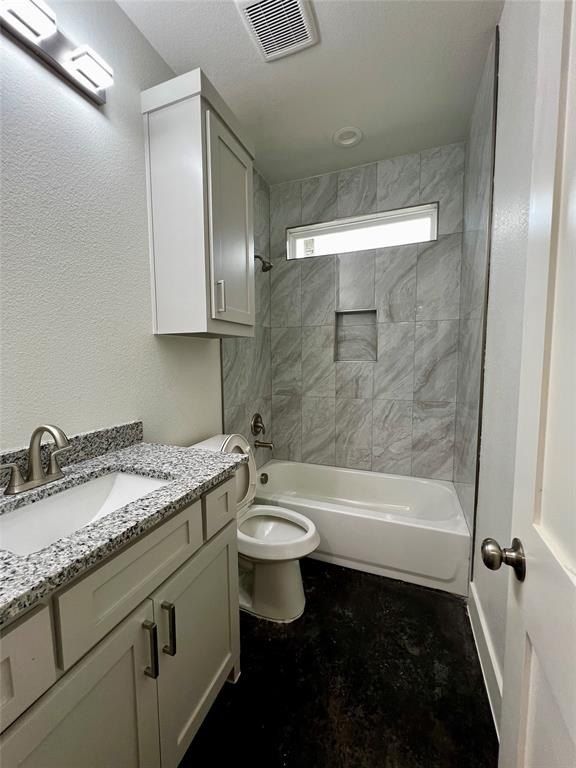 1227 Rosemary Street. Greenville, TX 75401