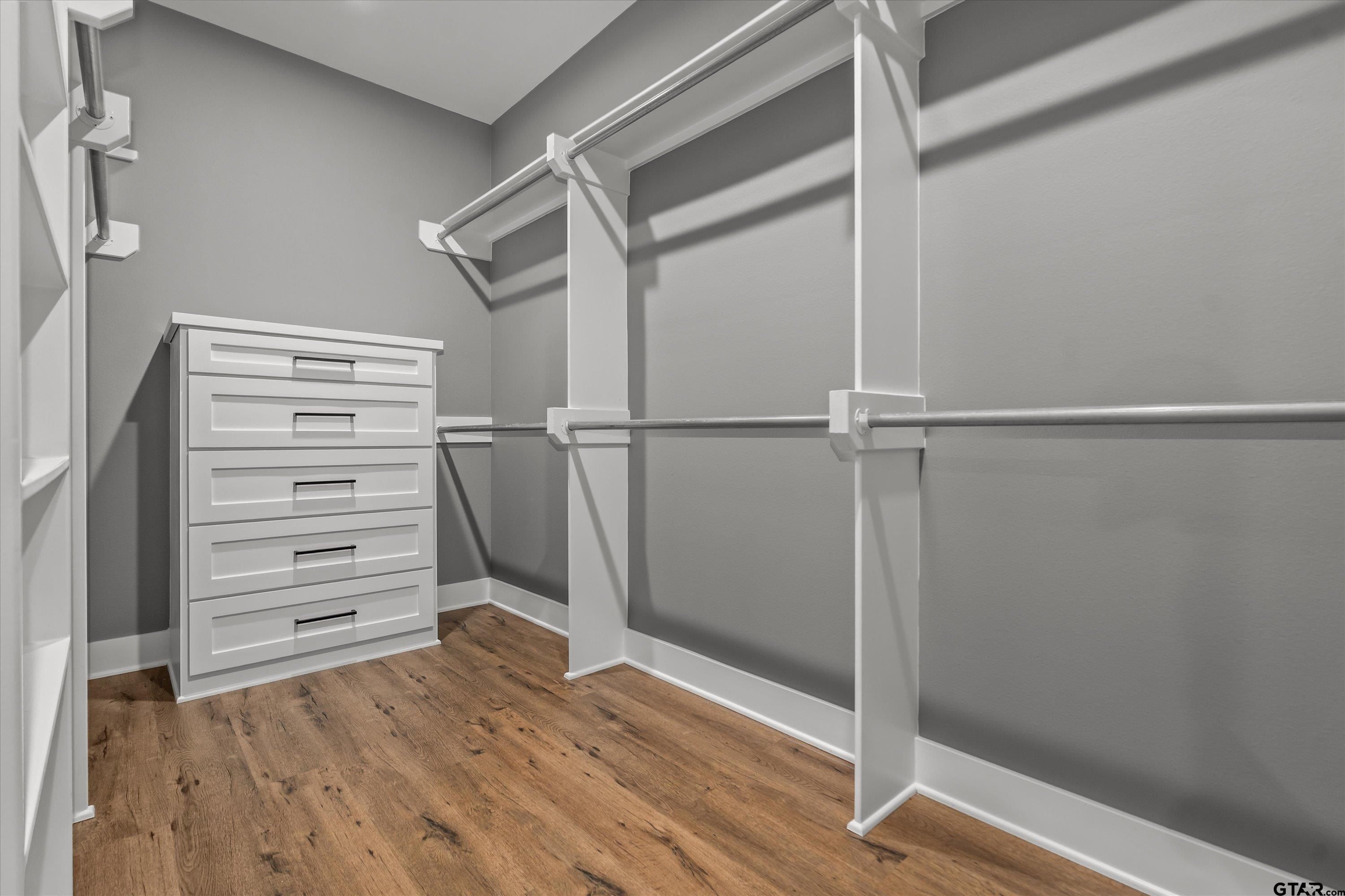 3860 Fm 1995. Van, TX 75790