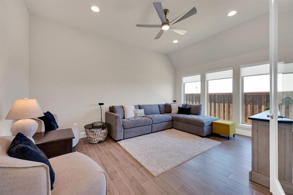 837 Peppervine Drive. Waxahachie, TX 75165