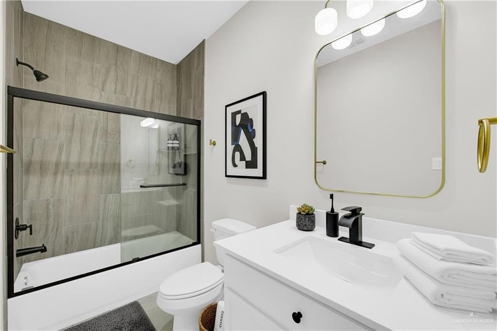 203 E Royal Palm Drive. Mercedes, TX 78570