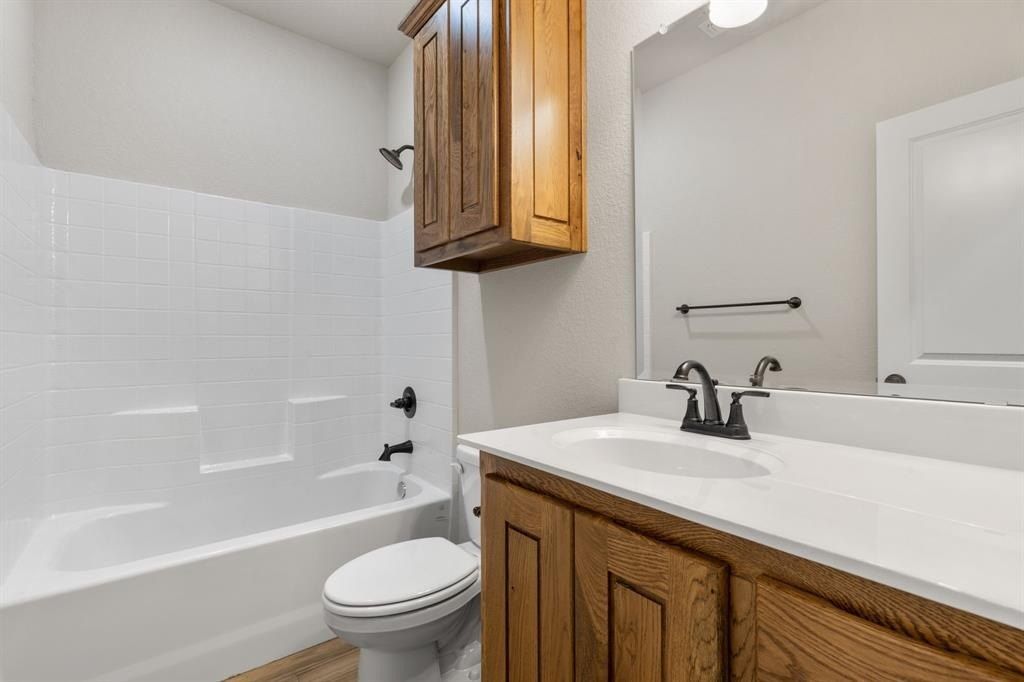 2685 Thompson Road. Weatherford, TX 76087