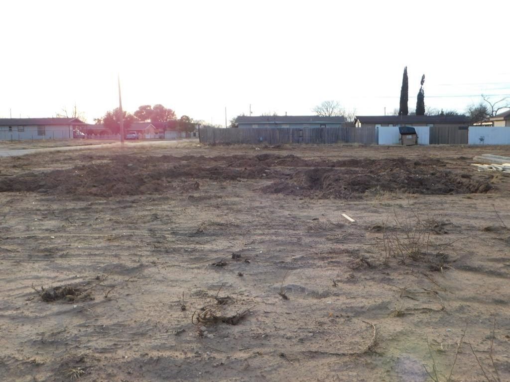 1008 S Atlanta. Midland, TX 79701