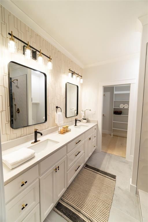 921 Hillburn Drive. West Tawakoni, TX 75474