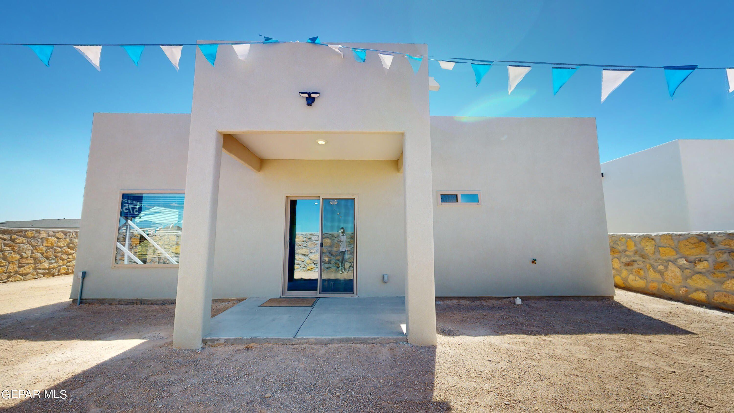 850 Harpendem Drive. Horizon City, TX 79928