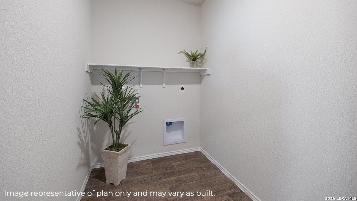 1561 Alsatian Avenue. San Antonio, TX 78253