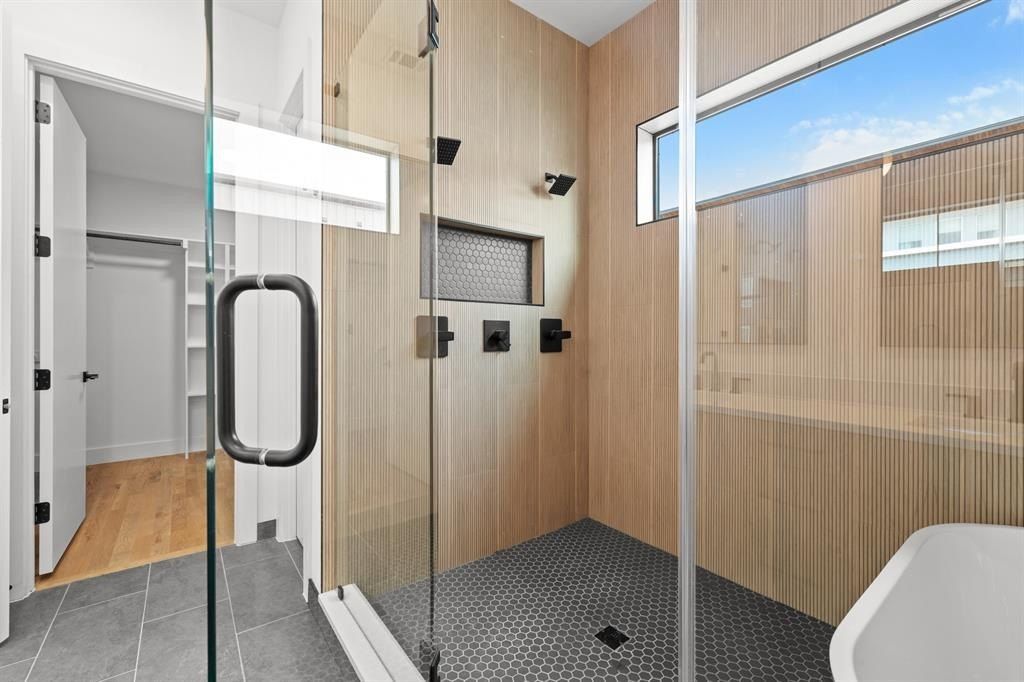 2323 N Carroll Avenue. Dallas, TX 75204