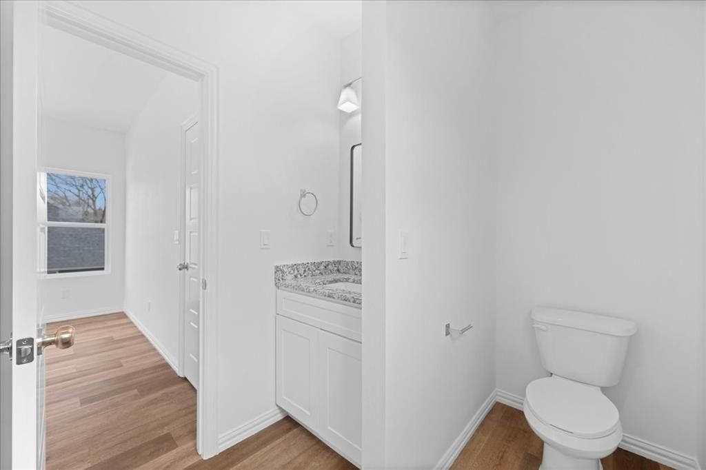 2801 Mount Horum Way. Fort Worth, TX 76105