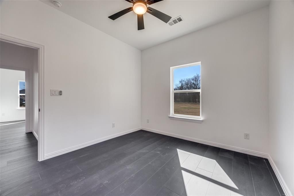 1208 Rosemary Street. Greenville, TX 75401