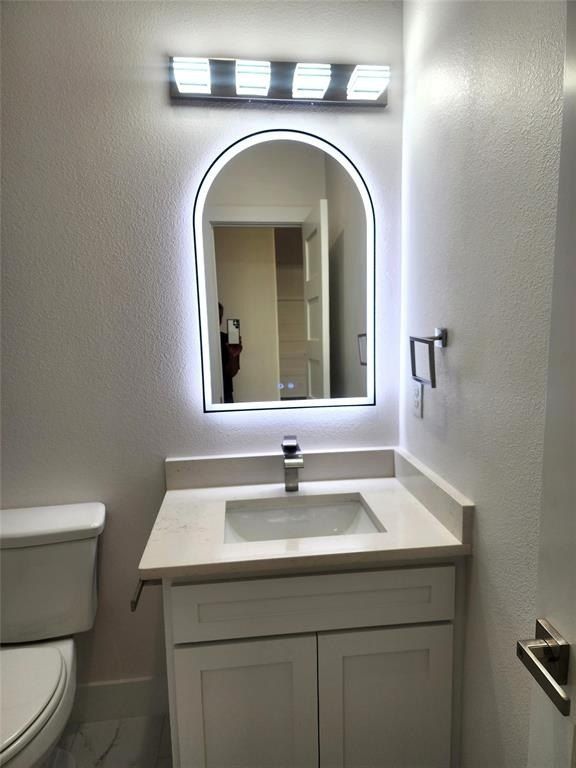 144 Shawnee Trail. Pottsboro, TX 75076