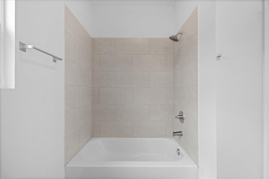 2801 Mount Horum Way. Fort Worth, TX 76105