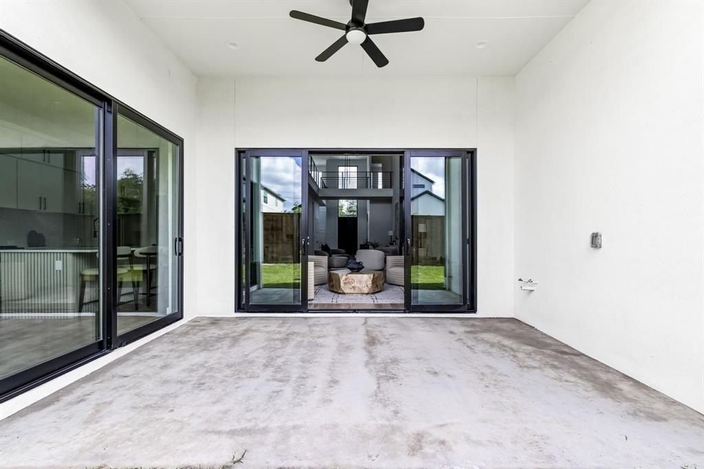 3869 Wemdon Drive. Dallas, TX 75220