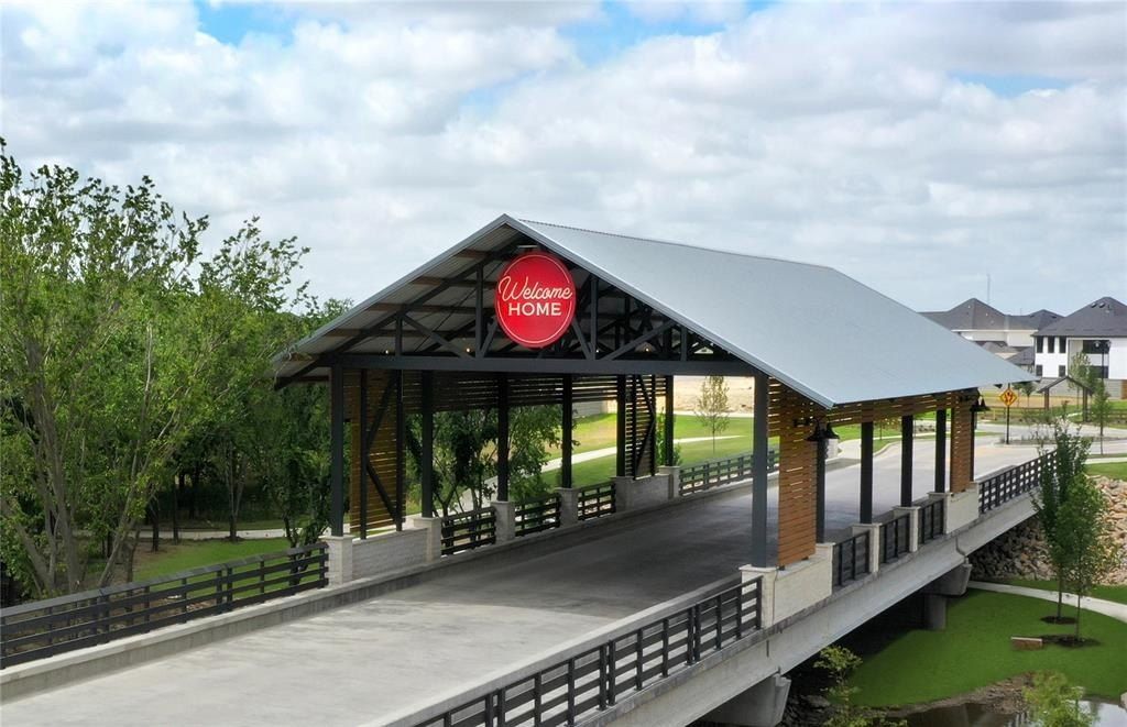 8709 Leafy Lane. Justin, TX 76247