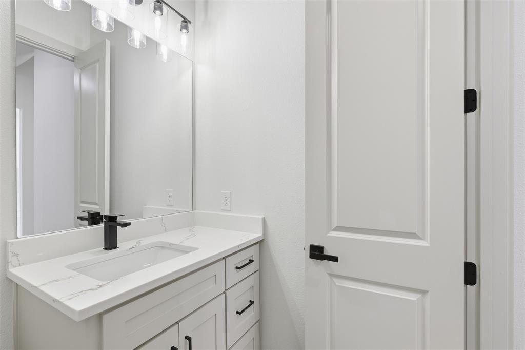 5832 Grey Wolf Court. Fort Worth, TX 76140