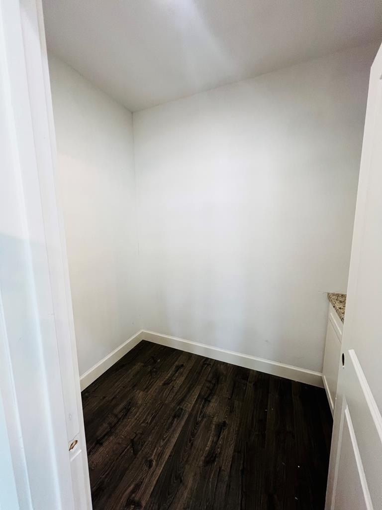 422 Beechwood Loop. Hemphill, TX 75948