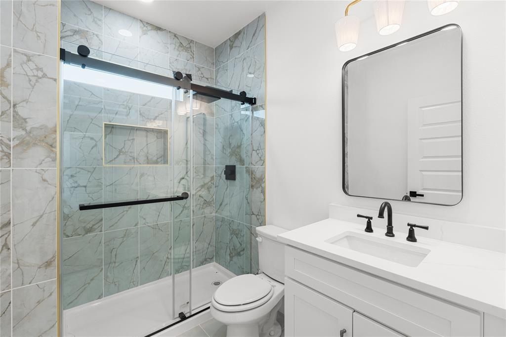 114 Willow Lane. Roanoke, TX 76262