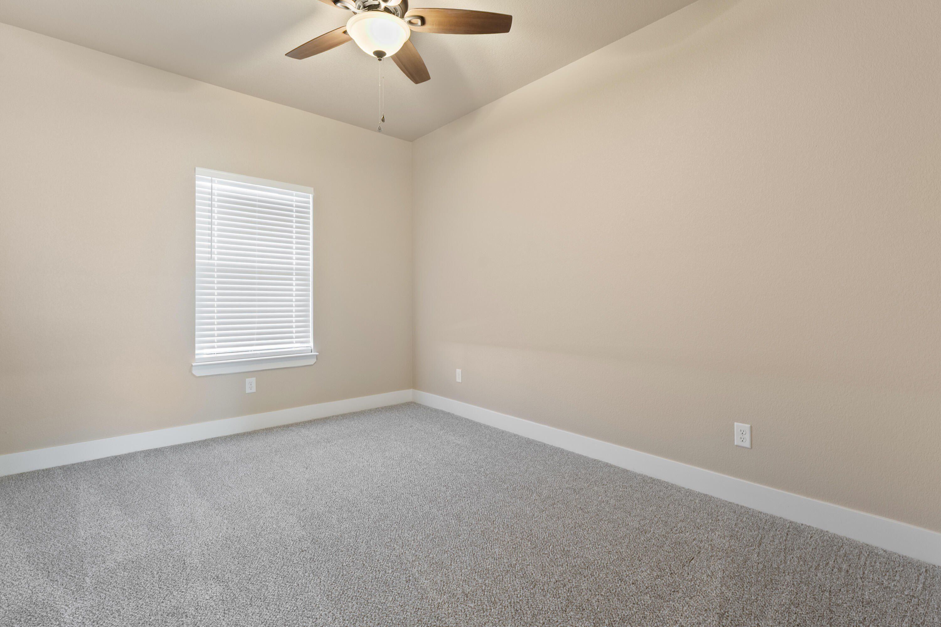 16706 N County Road 1200. Shallowater, TX 79363