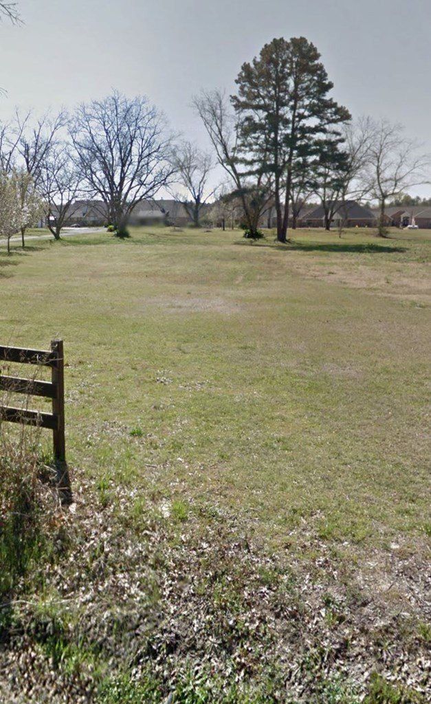 905 Foster Road. Lufkin, TX 75904