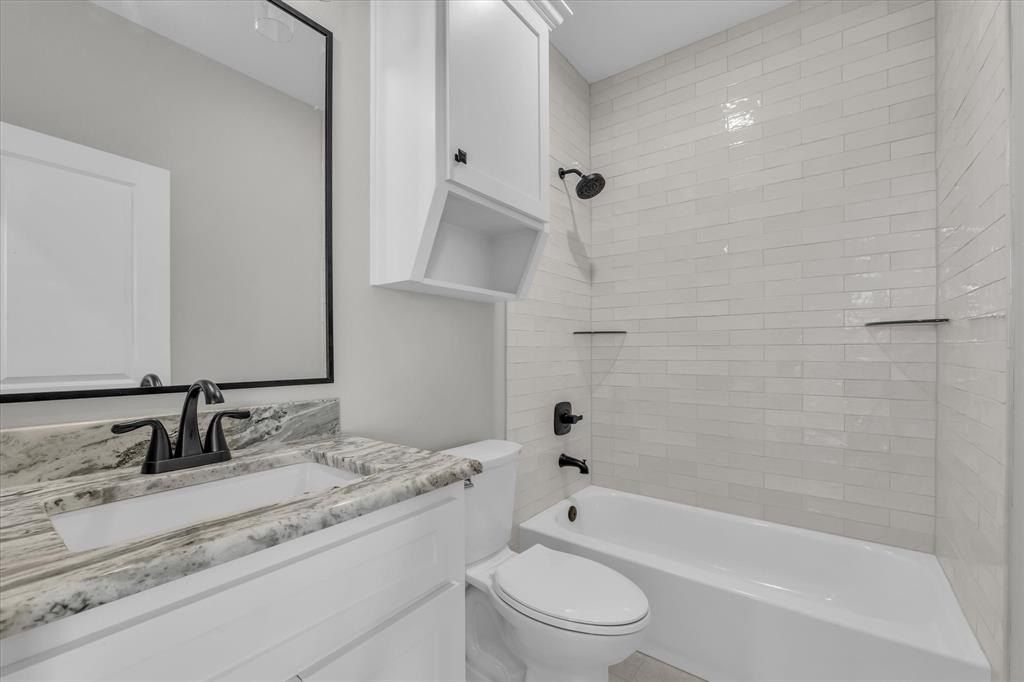 115 Cattail Court. Robinson, TX 76706