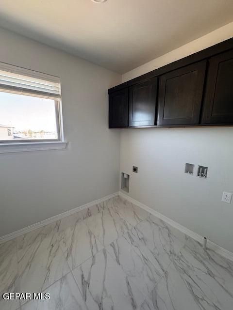 417 Santiago Munos Street. Vinton, TX 79821