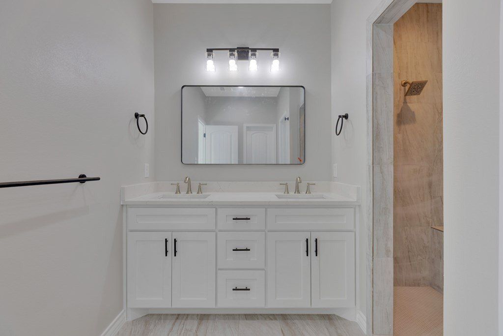 2610 Beachwood St. Midland, TX 79706