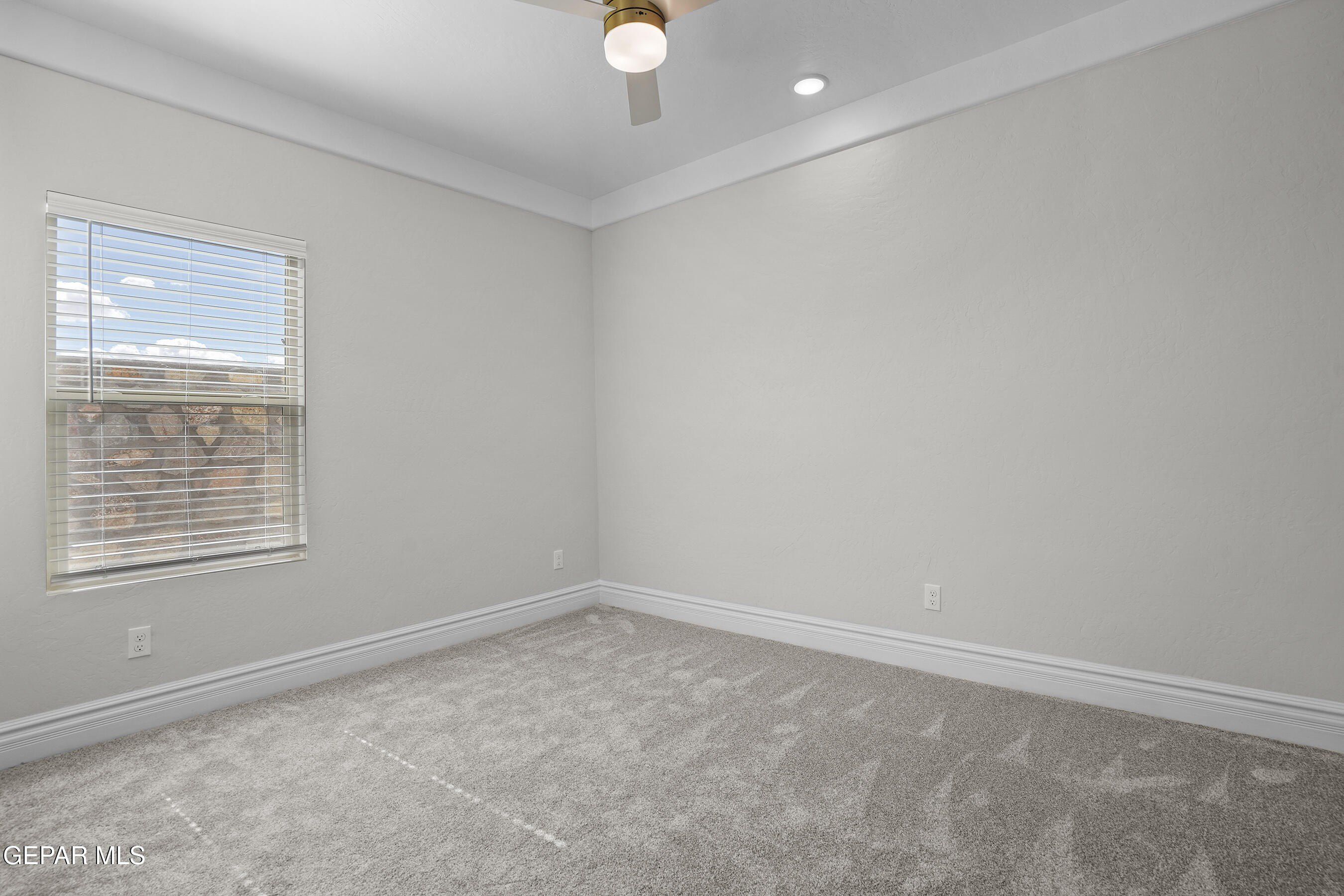 3941 Peak Place. El Paso, TX 79938