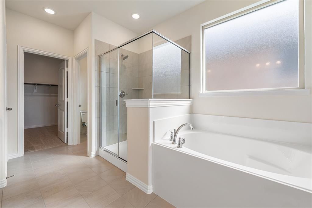 3512 Columbus Street. Gainesville, TX 76240